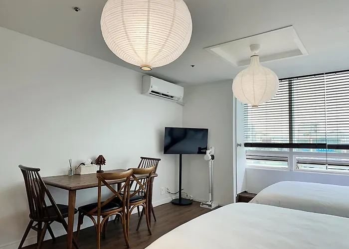 Choco Chacha - 1 Min Walk To Hongdae Station - Free Luggage Storage アパート ソウル特別市